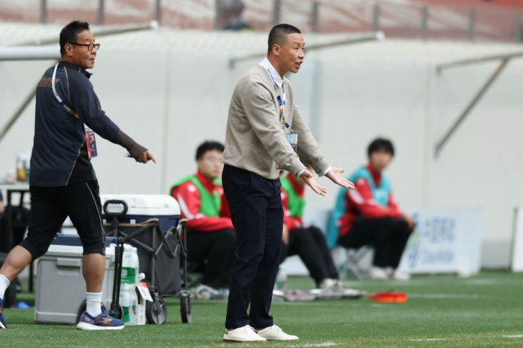 陈涛：对手已经夺冠，他们球员的精力没完全放在这场比赛