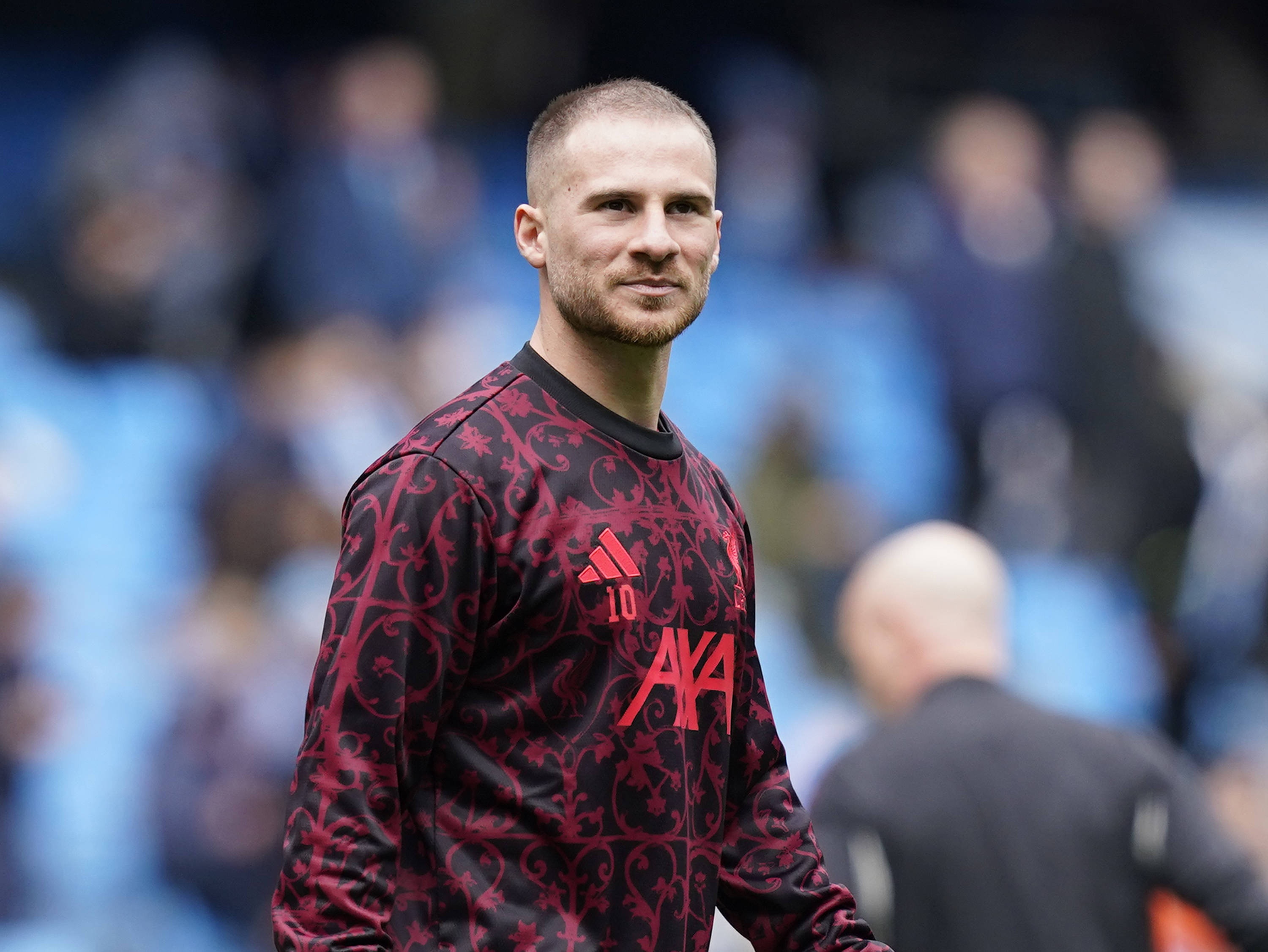 麦卡利斯特：恩古莫哈再次惊艳 伊劳拉带来改变 合同决定权在球队